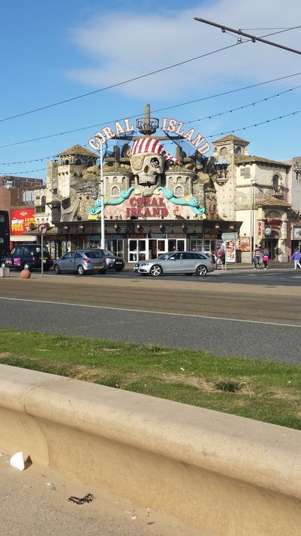 Somerville Hotel Blackpool Exteriör bild